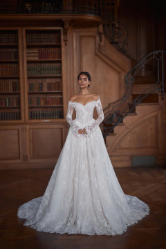 Axelle Princess Chantilly Lace Wedding Dress By Luce Sposa (pre-order now)