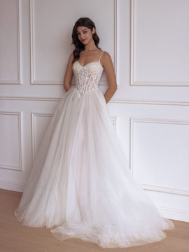 Laurel Basque Waisted Tulle Wedding Dress