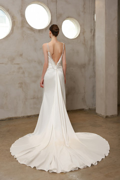 Florence Minimalist Satin Wedding Dress