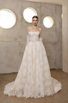 Holly Cat-Eye  Lace Wedding Dress 