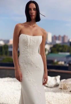 Emerald Crepe Wedding Dress By Ida-Torez By Pollardi Bridal