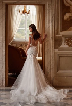 Deslumbranta Wedding Gown By Ida- Torez By Pollardi Bridal