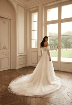 Sertiona Wedding Gown By Ida- Torez By Pollardi Bridal with Detachable Sleeves (online only) 
