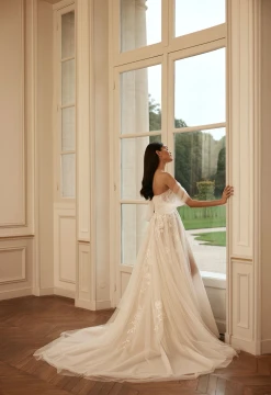Sansiera Wedding Gown By Ida- Torez By Pollardi Bridal 