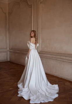 Lantana Skirt Mikado Wedding Gown By Daria Karlozi by Pollardi Bridal