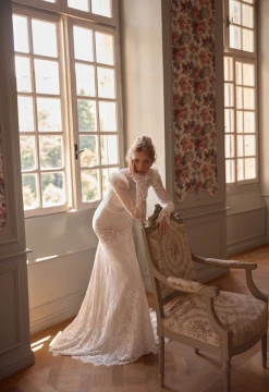 Anemona Long Sleeves Wedding Gown By Daria Karlozi by Pollardi Bridal  