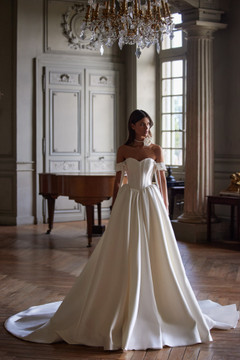Clementine by Luce Sposa