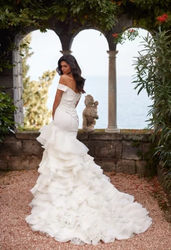 Daelle Wedding Gown By Pollardi Bridal 