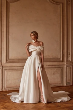Erza Wedding Gown by Luce Sposa