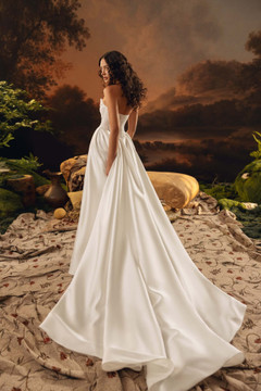 Vitella Wedding Dress by Anne Mariee 