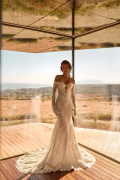 Benita Mermaid Wedding Dress by Luce Sposa
