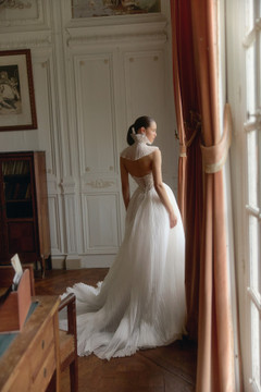 Eclair Wedding Dress by Wona Concept