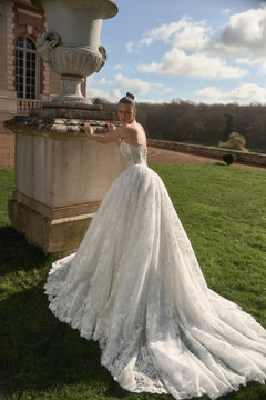 Melle Wedding Dress by Wona Concept