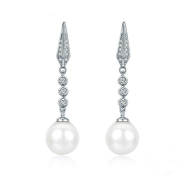 Geometric Drop Pearl Earrings