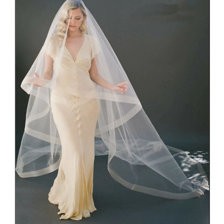 Bridal Veil with Hosehem / Horsehair Braiding Ivory 3 M