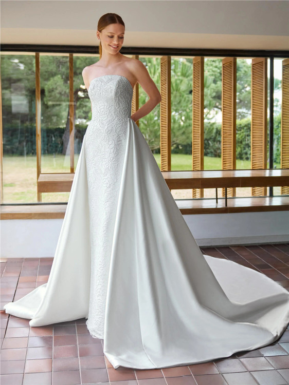 Hafsa Wedding Dress by Pronovias Column dress ($3200-$5280)