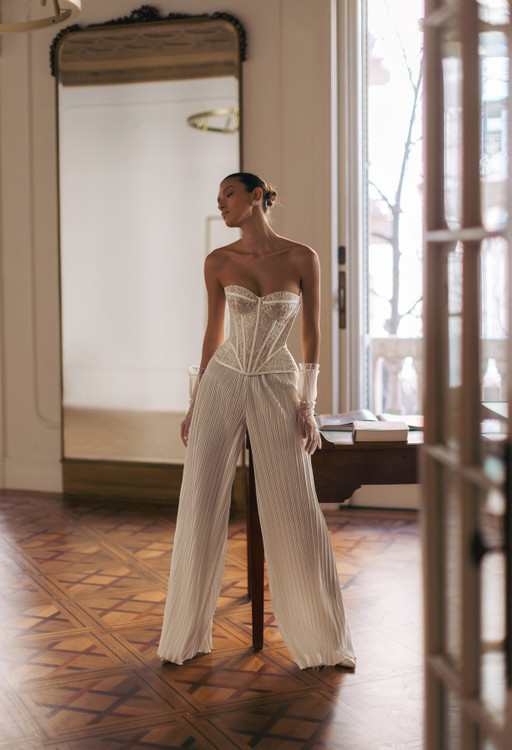 True Wedding Dress Set by Wona Concept