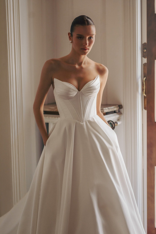 Dove Wedding Dress by Wona Concept