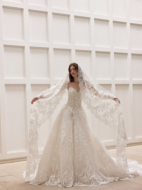 Chloe Wedding Dress