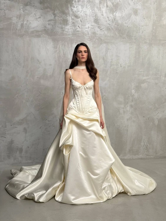 JUGEND Wedding Dress by Rara Avis Bridal 