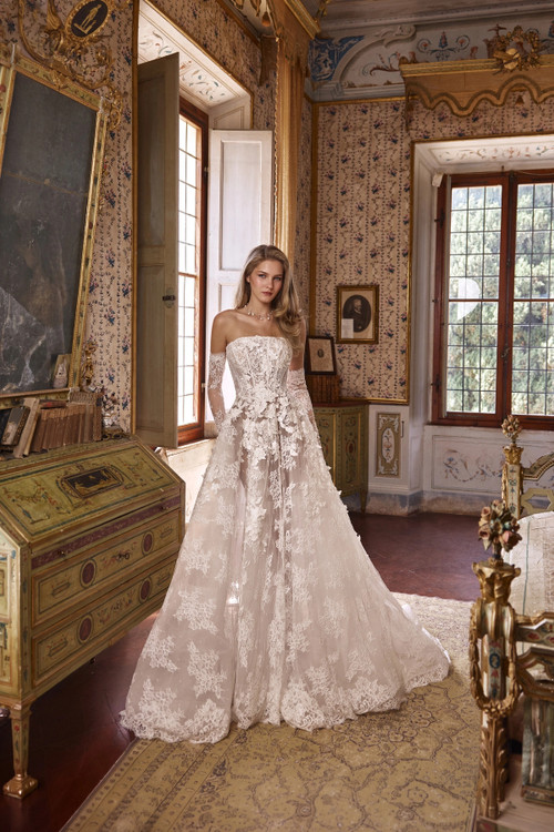 Magnolia A Line Wedding Dress by Oksana Mukha