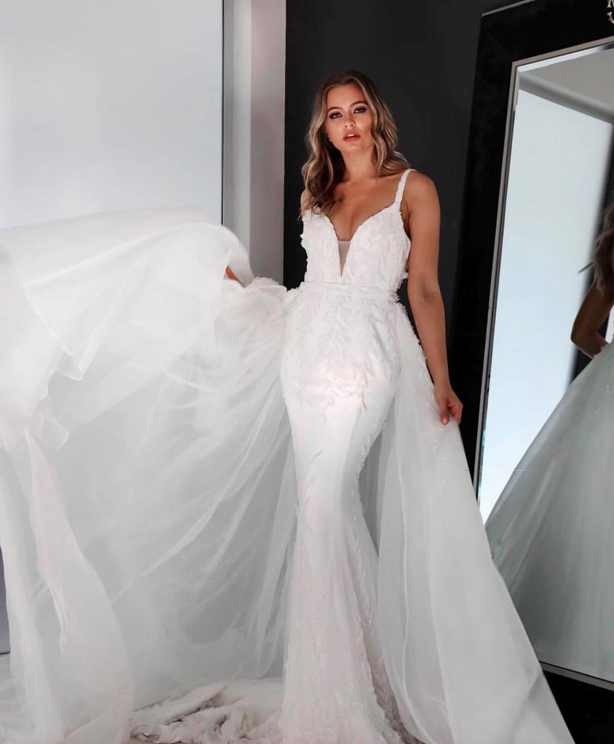 Bridal Overlay Skirt: Wedding Dresses Sydney Online Australia