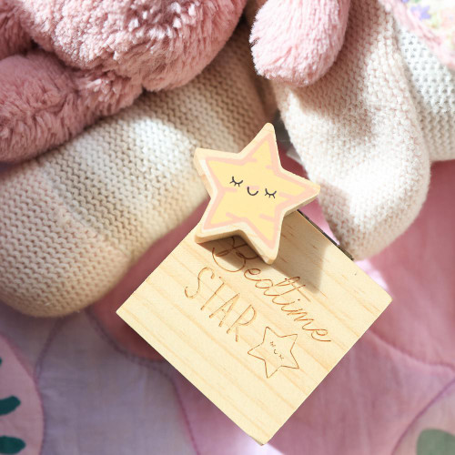 Introducing the adorable Wooden Pocket Promise Tokens – a thoughtful companion for kids during moments of anxiety.