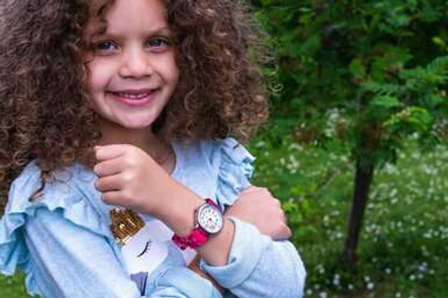Help your child master telling the time using the unique EasyRead 3-Step Teaching System on their EasyRead Time Teacher Watch ‚Äì Pink Camo.