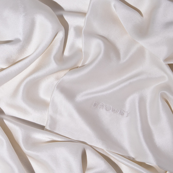 Drowsy Akoya Pearl Silk Pillowcase