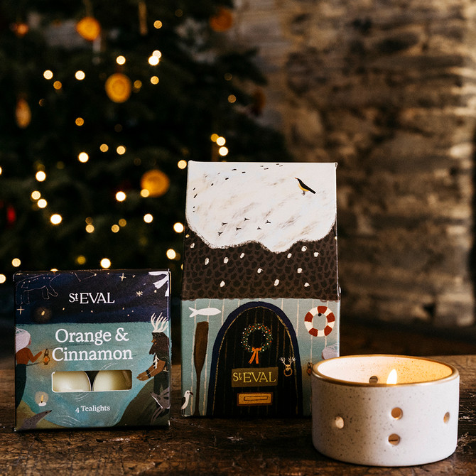 St Eval Orange & Cinnamon Christmas Cottage Candle
