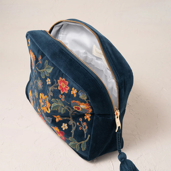 Elizabeth Scarlett Botanical Garden Ink Blue Velvet Wash Bag
