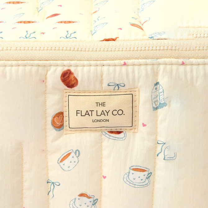 THE FLAT LAY CO. Marshmallow Makeup Box Bag - Patisserie