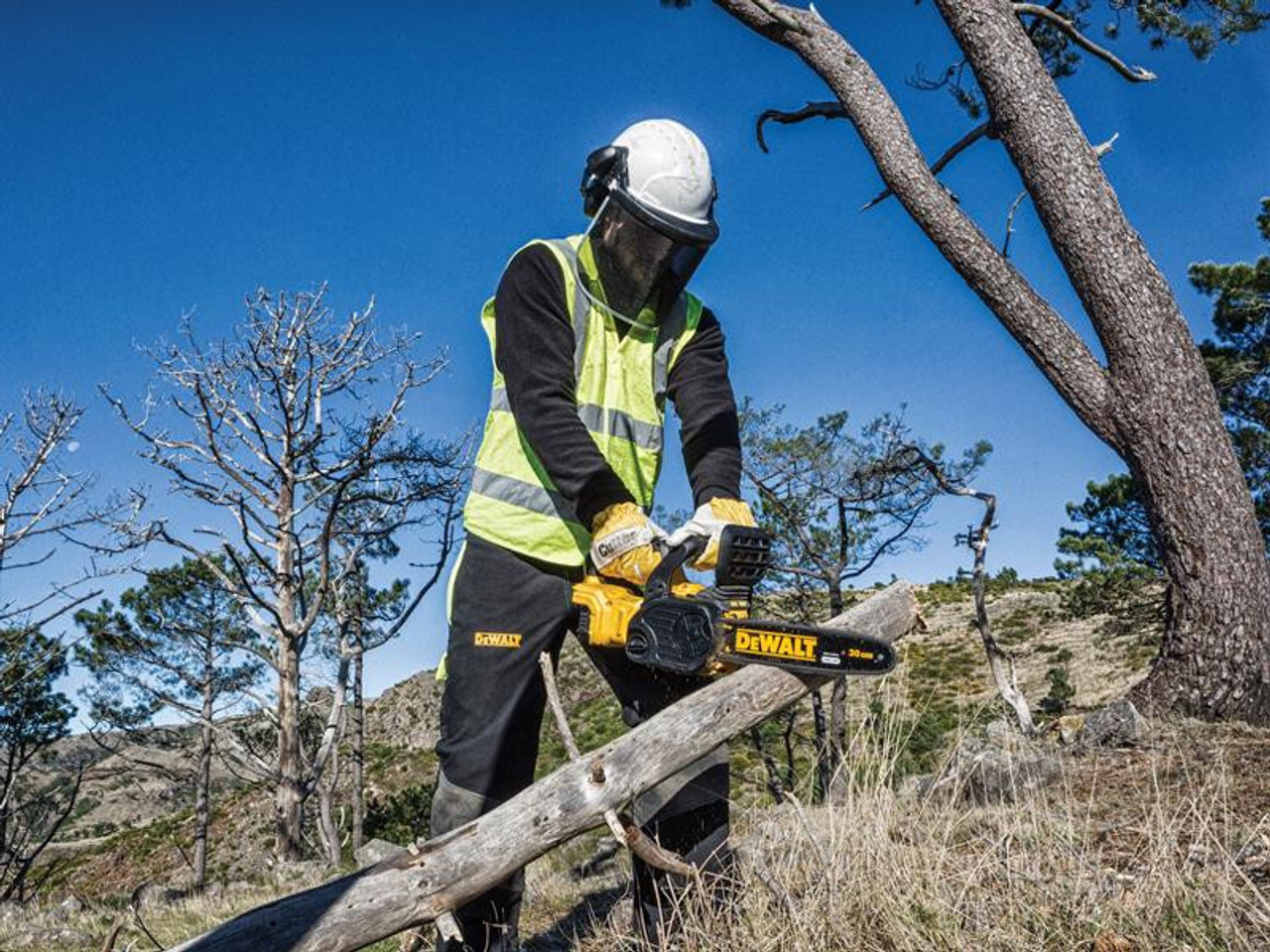 DeWALT DCM565N XR Brushless Chainsaw 18V