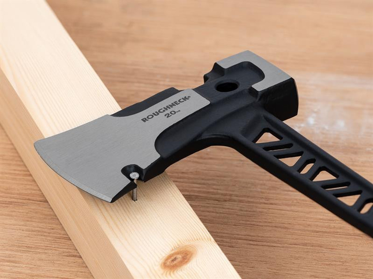 Roughneck Gorilla V-Series Axe 0.6kg (1.1/4 lb)
