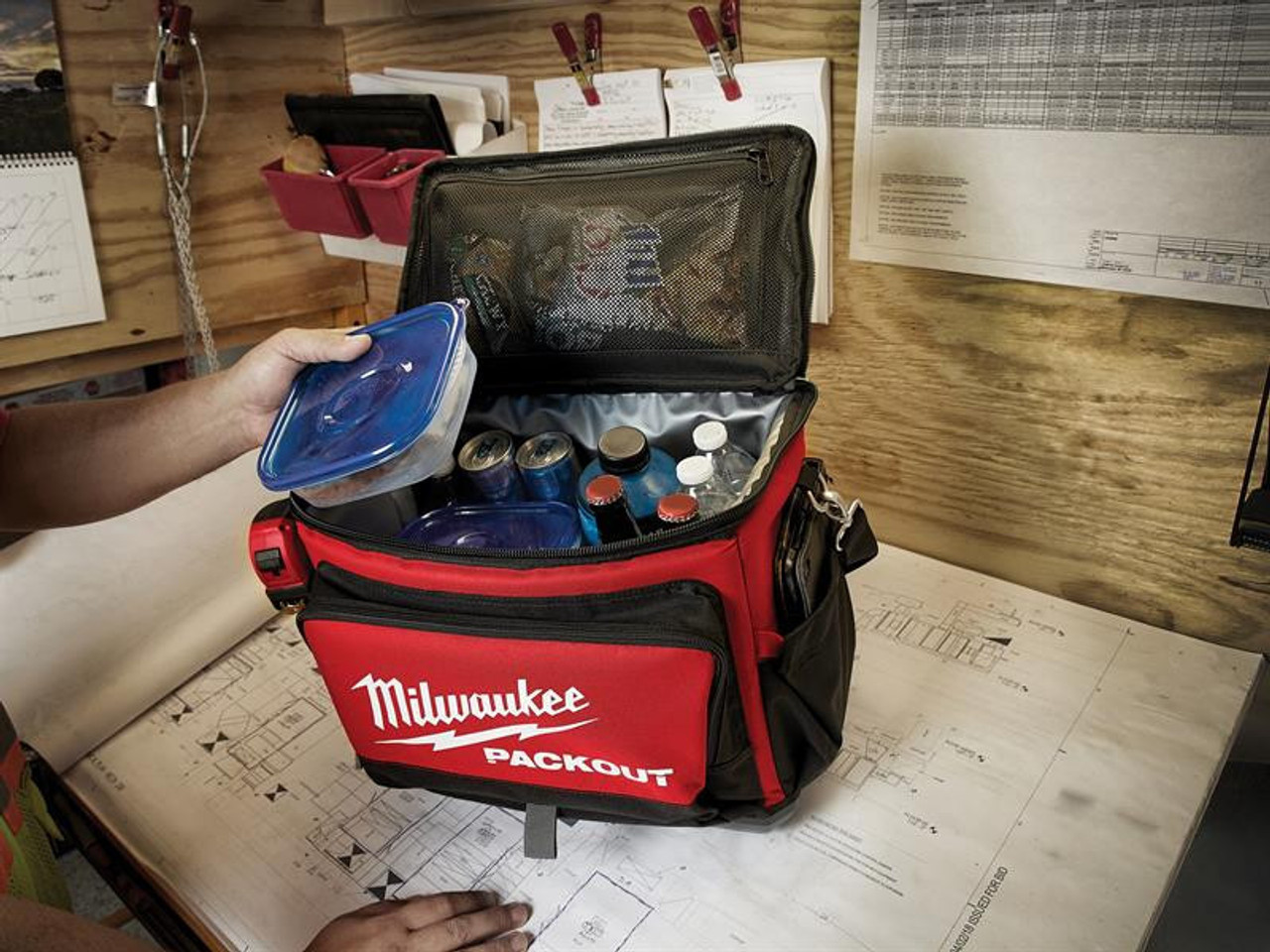 Milwaukee Hand Tools PACKOUT Jobsite Cooler