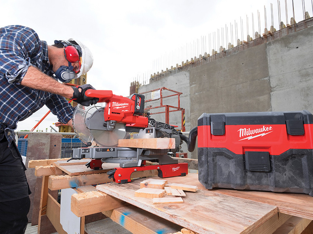Milwaukee Power Tools M18 VC2-0 Wet/Dry Vacuum