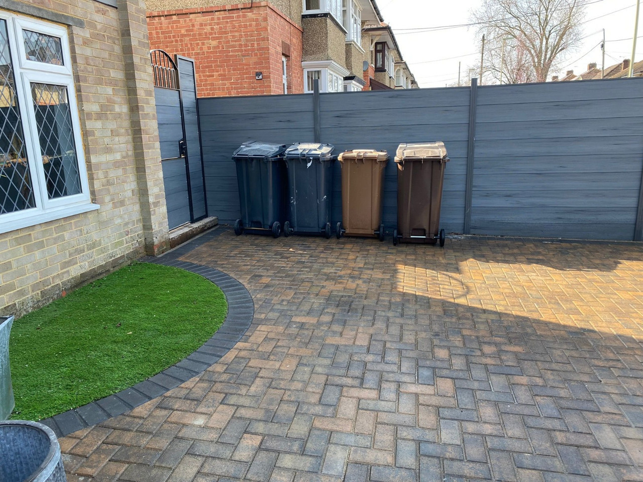 AB Composite Fencing Walnut Boards with Satin Silver Post Kit