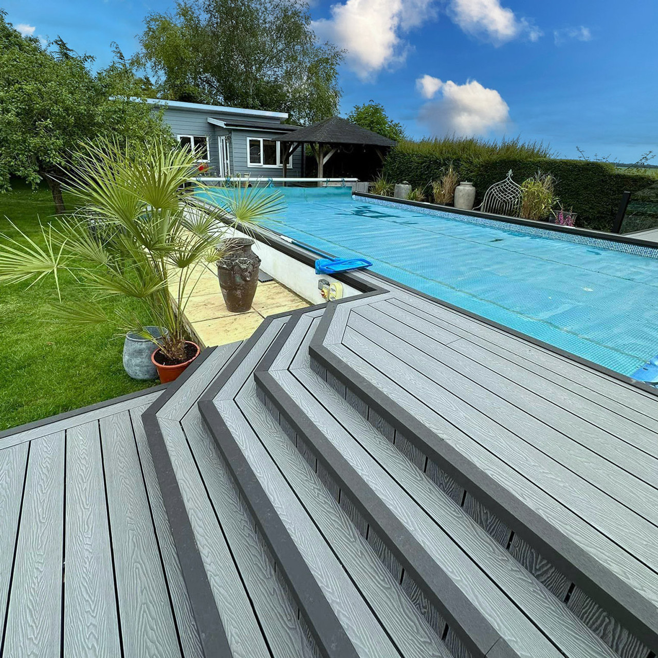 Woodgrain Effect Reversible Composite Decking Board Pool