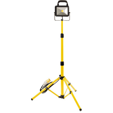 Draper - 20W 110V COB LED Work Light with Tripod 1300 Lumens