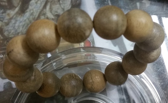 Agarwood/Aloeswood Oud beads, Burma 16mm & 17grams very good quality