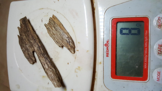 Agarwood/Aloeswood Oud chips, Golden Triangle 8 grams.