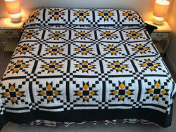 Stars in Trellis Amish Quilt 100x117