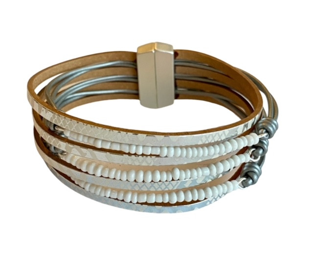 6465--1 - MATTE SILVER/LIGHT GREY METALLIC PRINT/WHITE BEADED BRACELET - 7.25"