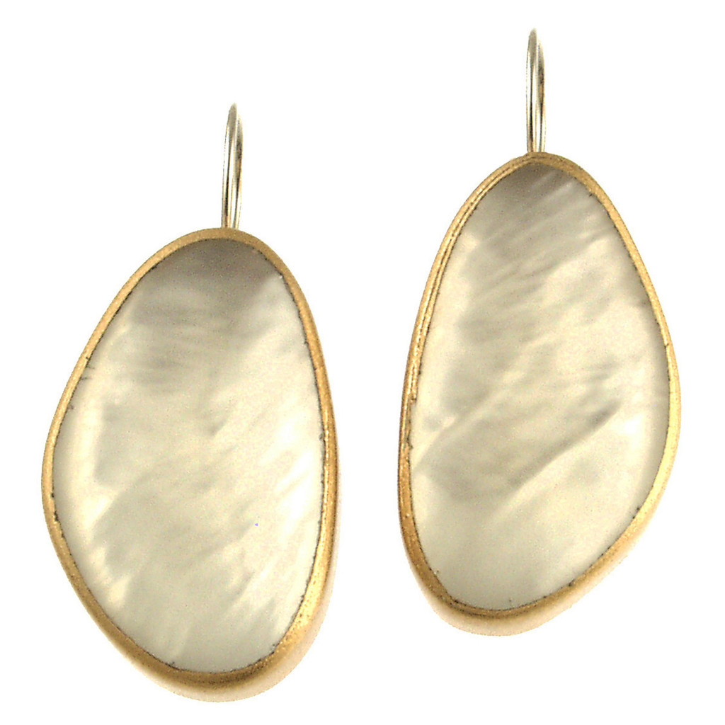 2234-8 - PEBBLE EARRING - WHITE/GOLD