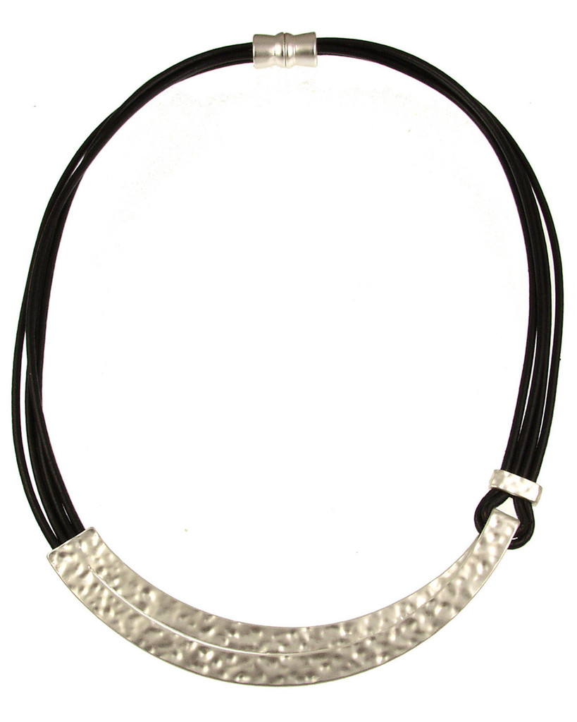 5233-4 - MATTE SILVER/BLACK BAR NECKLACE - 18"