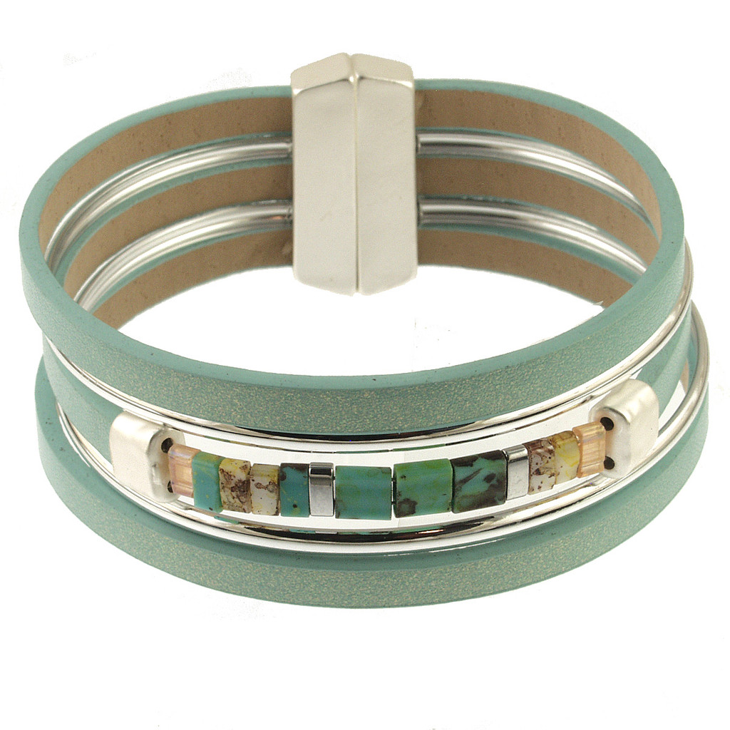 635-1 - MATTE SILVER/TURQUOISE GLASS BRACELET - 7.25"