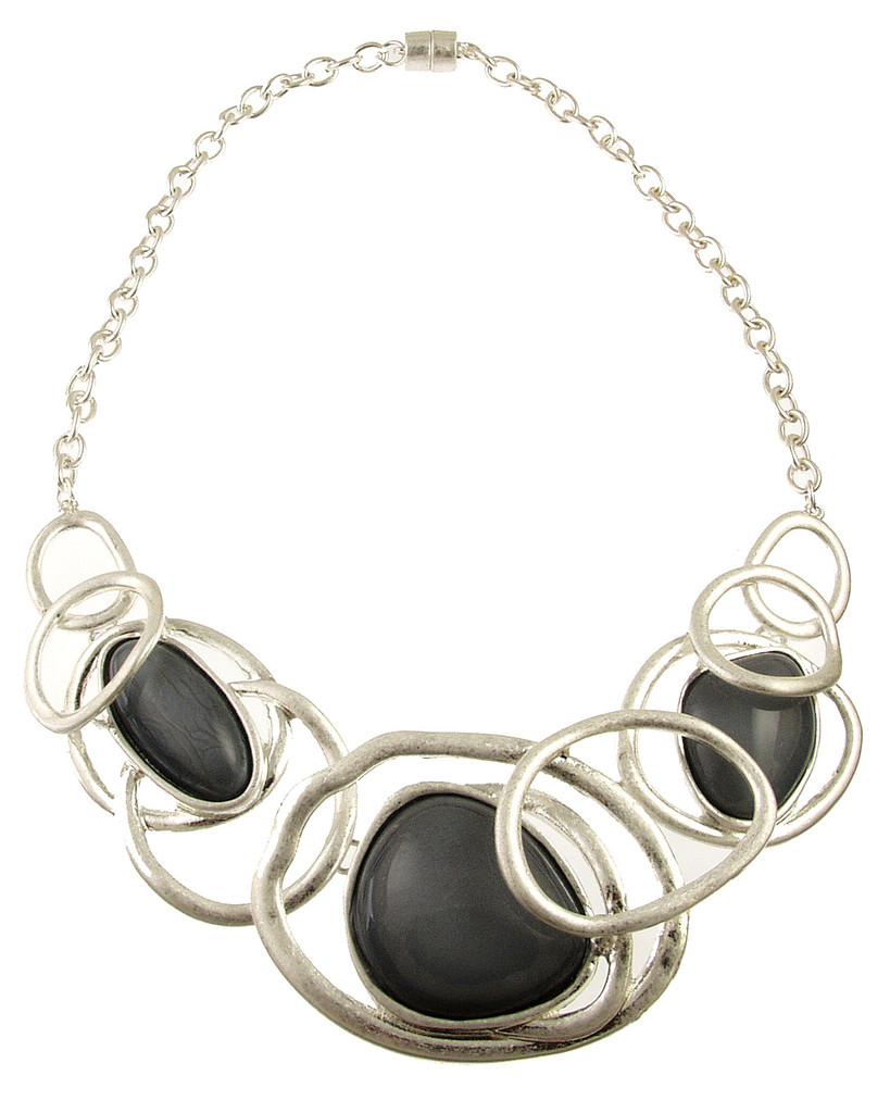 7572-1 - ANTIQUE SILVER/GREY RESIN LAYERED OVAL NECKLACE - 18"