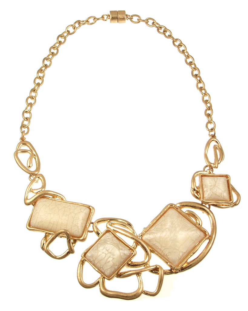 7596-2 - ANTIQUE GOLD/WHITE RESIN NECKLACE 18"