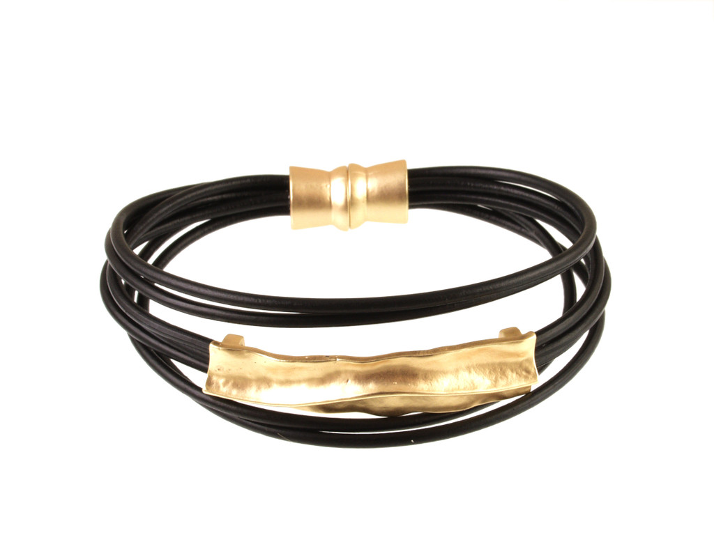 6957-9 - LIGHT MATTE GOLD/BLACK WAVY BAR BRACELET - 7.25"
