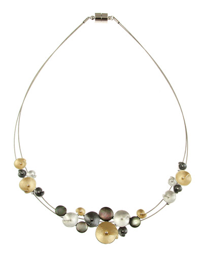 3690-7 - WHITE/GREY/GOLD/BLACK SHELL FLOWER NECKLACE 18"
